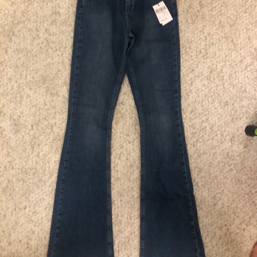 Jeans - Picture 2 of 4